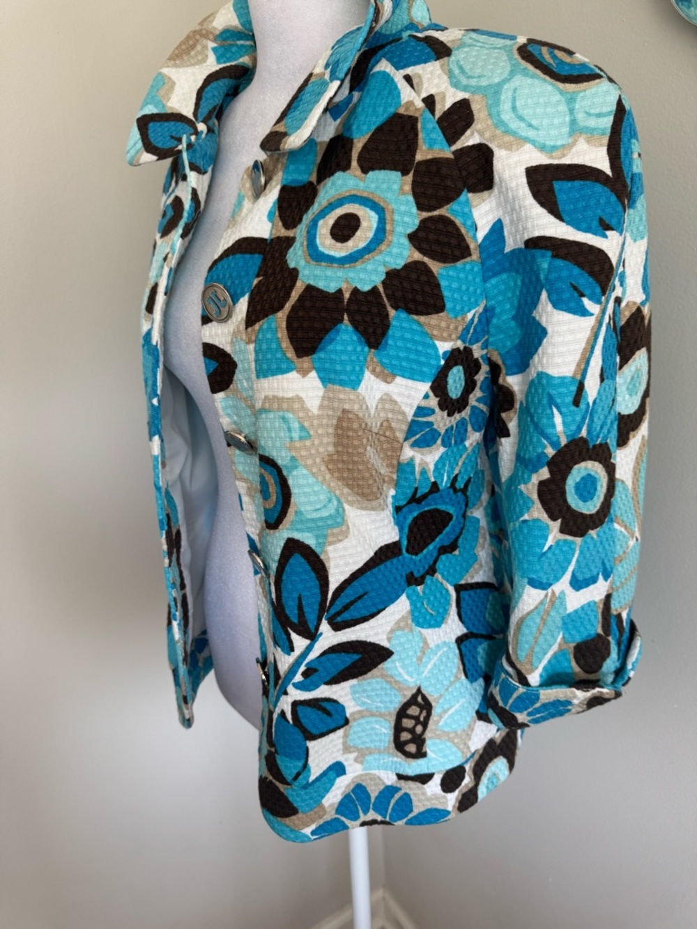 Turquoise Floral Button-Front Jacket - Picture 2 of 5